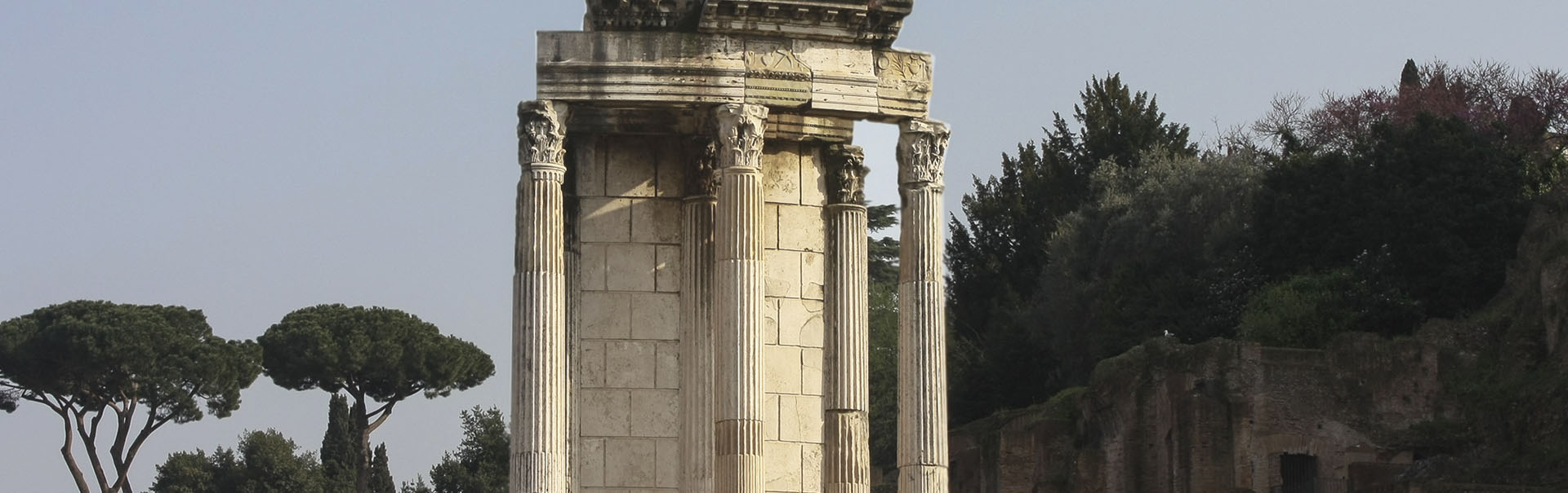 Dea Romana - Tempio di Vesta - Temple of Vesta and House of Vestal Virgins